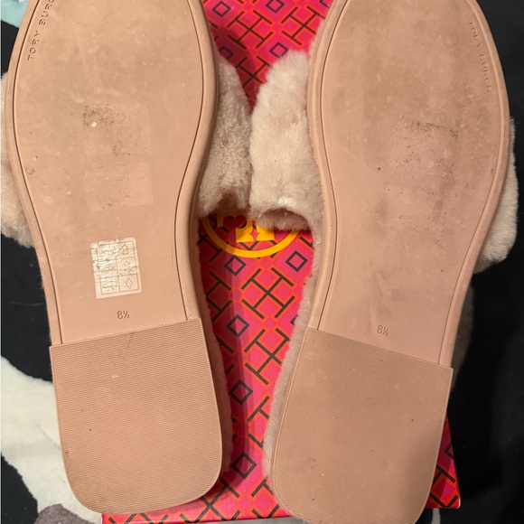 Tory Burch Blush Furry Slippers with Crystal Logo - Picture 2 of 3